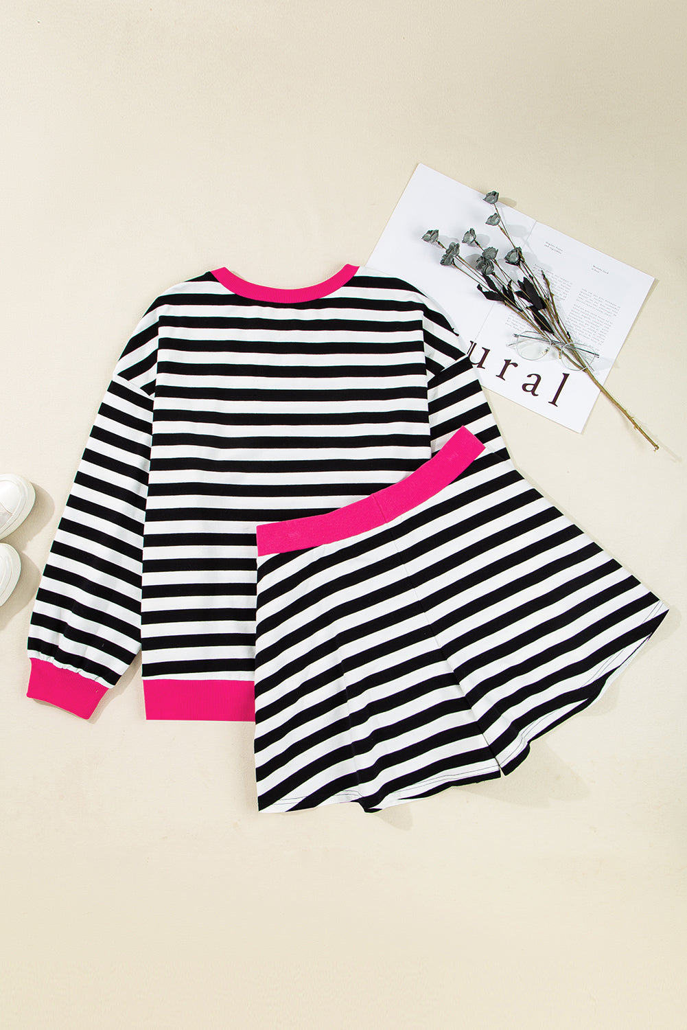 Black Stripe Contrast Edge Pullover and Shorts Plus Size Set